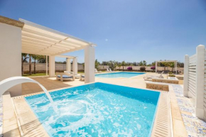 Malaspina luxury pool Capilungo